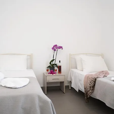 Spilia & Mykonos Aparthotel
