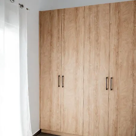 Spilia & Mykonos 아파트호텔 애그라리